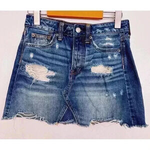 American Eagle Outfitters Distressed  Jean Skirt Size 00